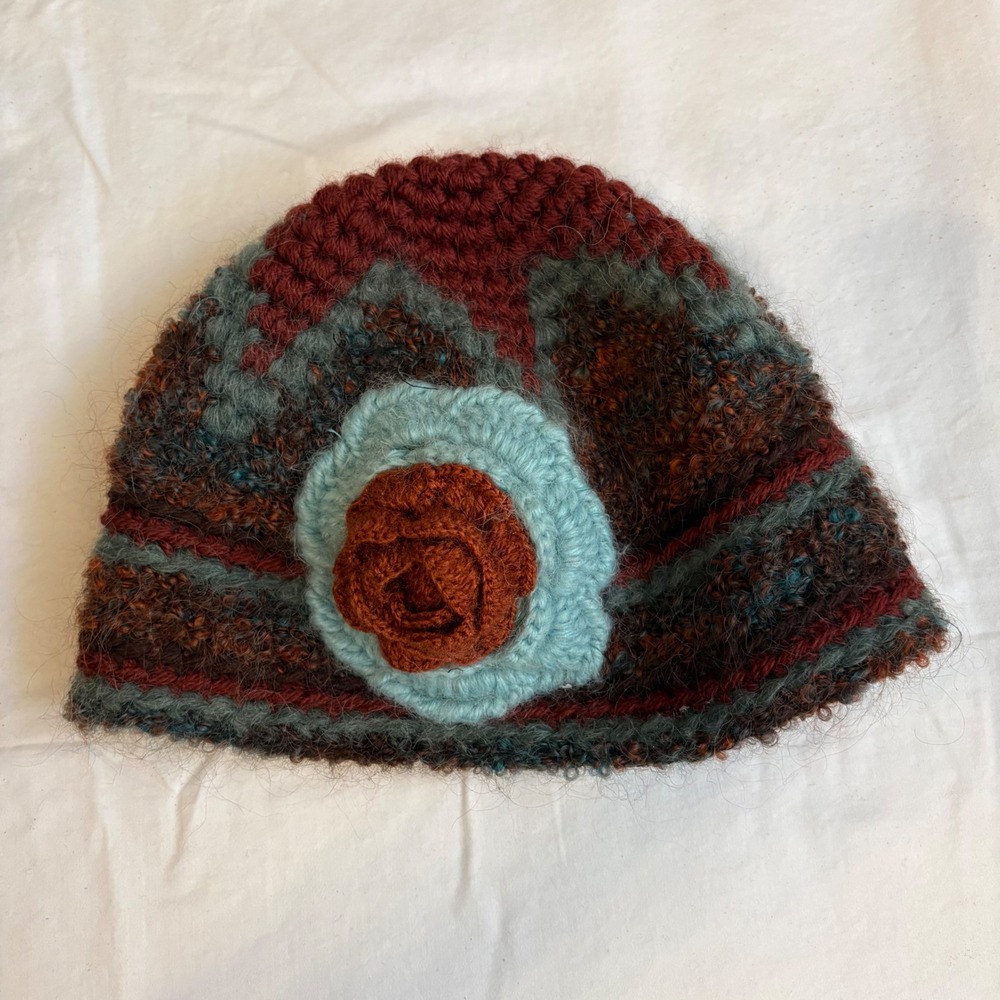 Handmade Crochet Beanie Cap Floral Applique Boho‎ Cottagecore Artisan One Size